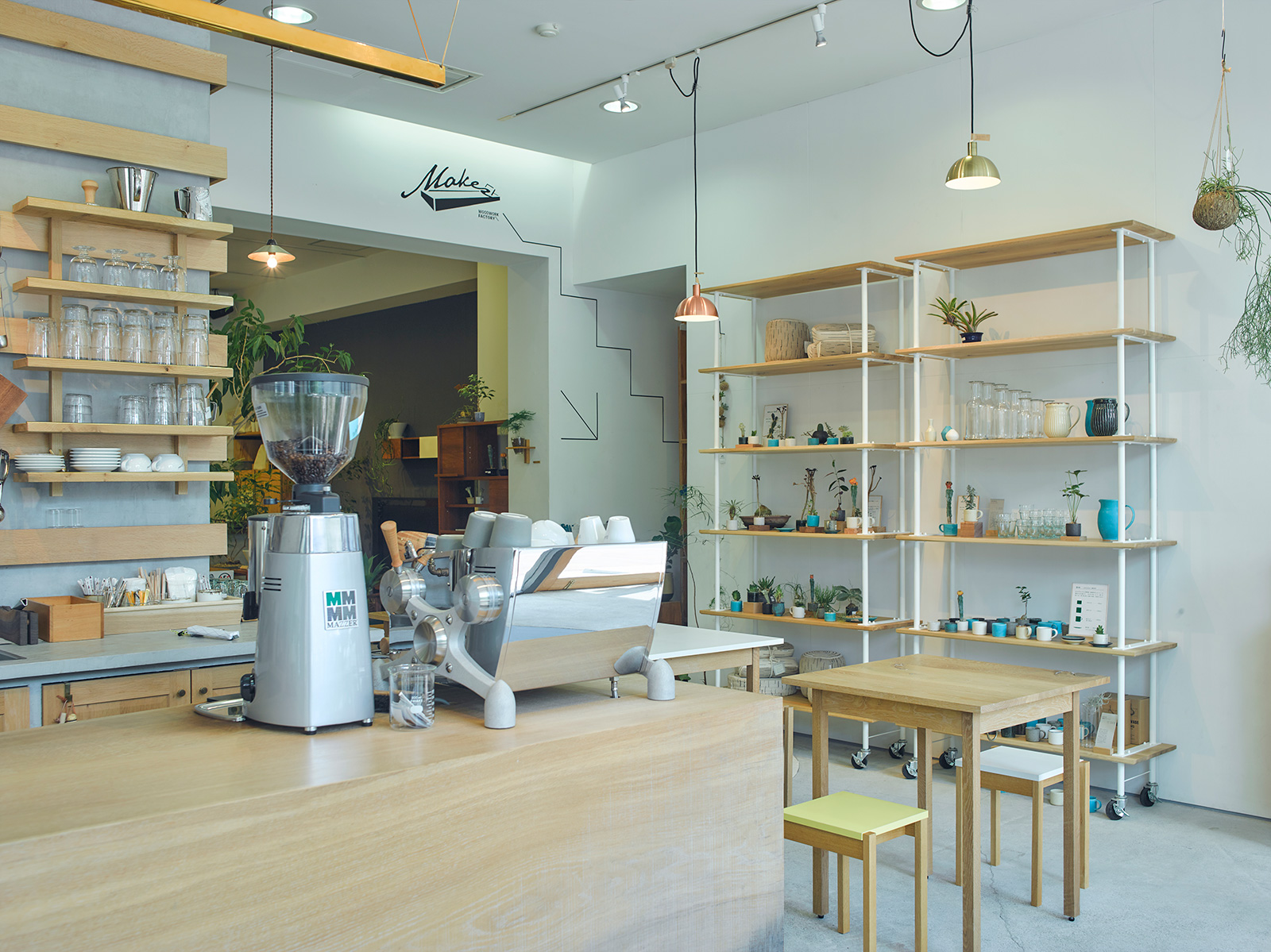 WOODWORK WELCOME COFFEE | Projects | AIDAHO